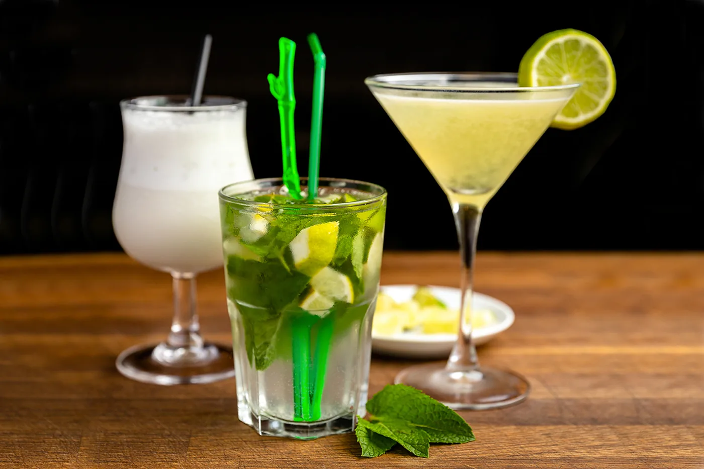 Cocktails servis au bar du café-théâtre Défonce de Rire
